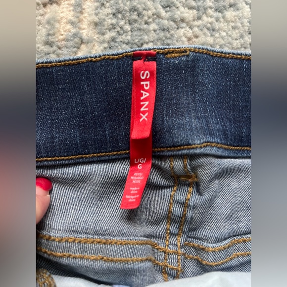 Spanx Ankle Skinny Jean - Picture 4 of 5